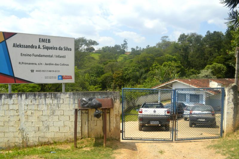 Frente da escola