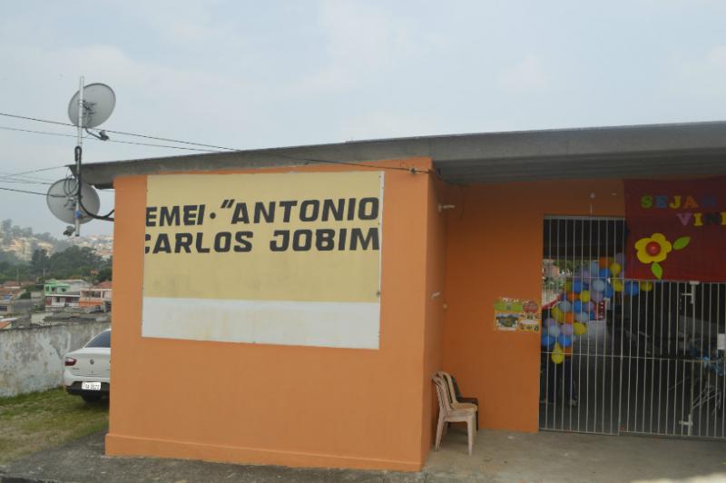 Frente da escola