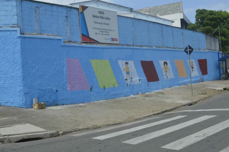 Frente da escola 