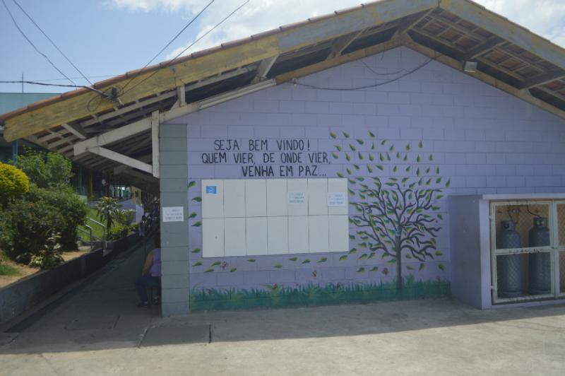 Frente da escola 
