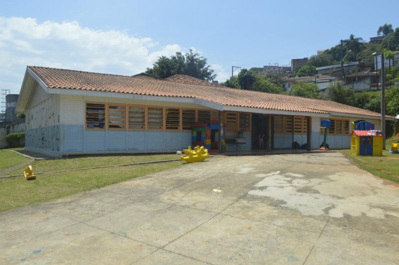 Frente da escola 