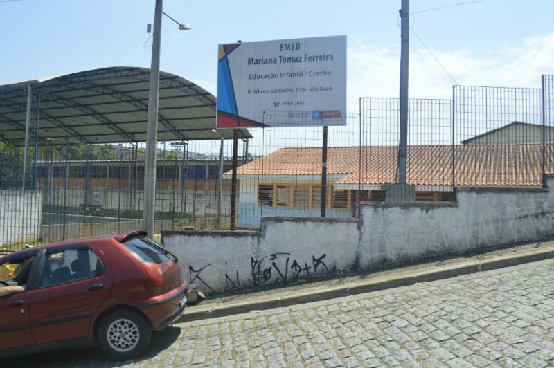 Frente da escola 