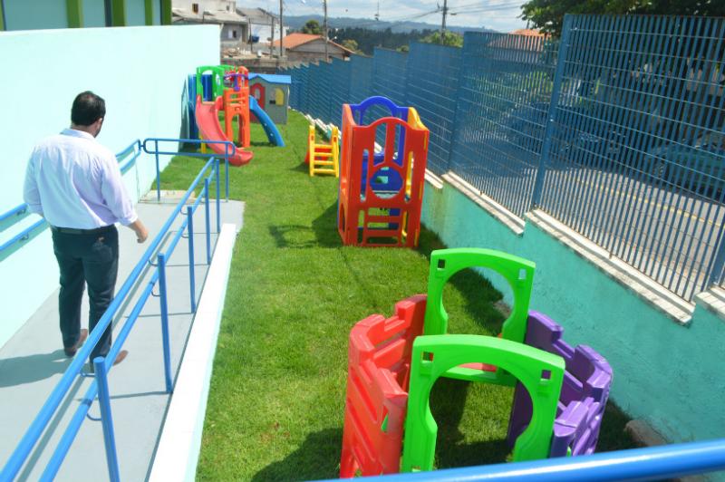 Prefeito realiza visita as EMEBs