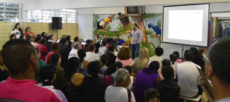 Plenária é realizada no Lago Azul e reúne mais de 100 pessoas Plenária é realizada no Lago Azul e reúne mais de 100 pessoas