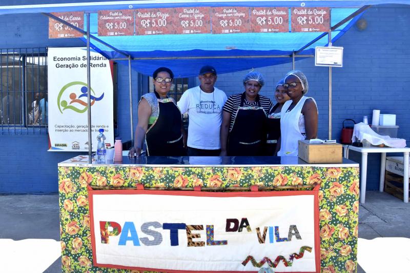Pastel da Vila: delícias produzidas no programa de Economia Solidária Pastel da Vila: delícias produzidas no programa de Economia Solidária