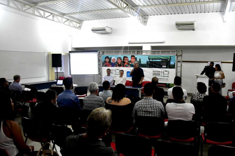 Plano de Mobilidade Urbana é lançado no auditório da Secretaria da Educação Plano de Mobilidade Urbana é lançado no auditório da Secretaria da Educação