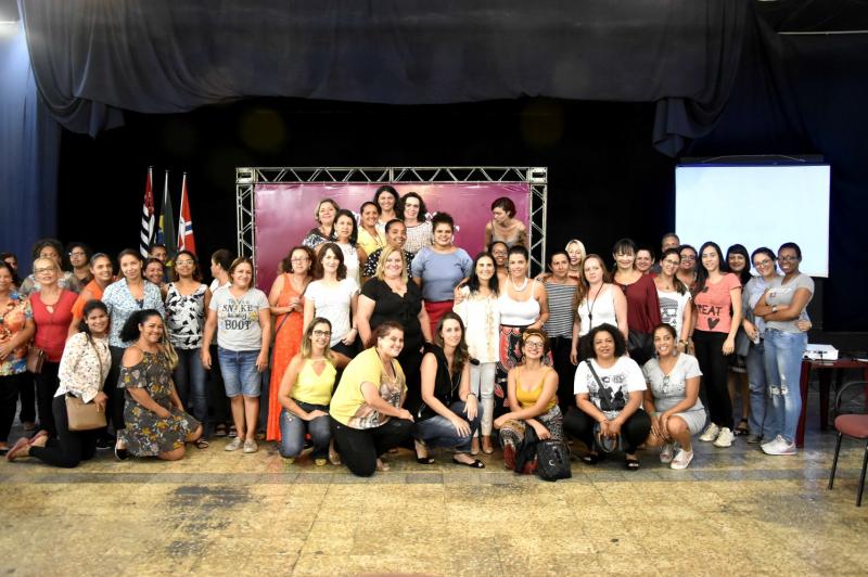 Centro Cultural recebe palestra: O valor do feminino Centro Cultural recebe palestra: O valor do feminino