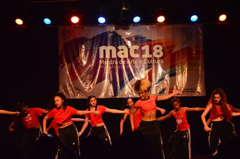 Apresentação dos alunos das Oficinas de Dança encerra a MAC 2018 Apresentação dos alunos das Oficinas de Dança encerra a MAC 2018